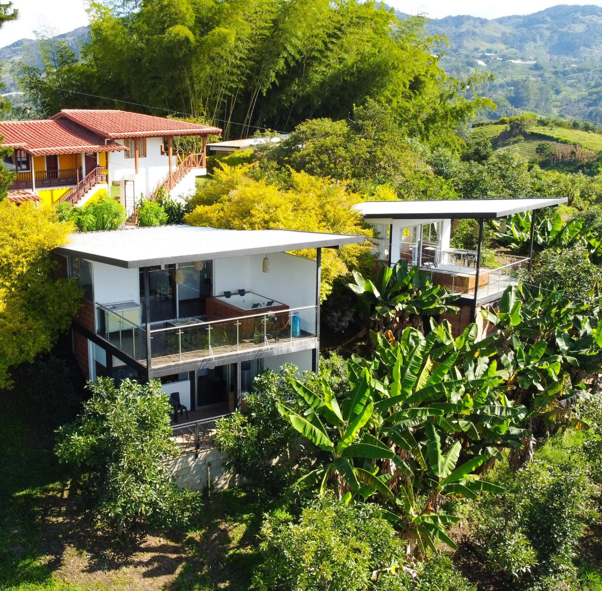 Hotel Campestre Alto Lindo En Guatape Exterior photo