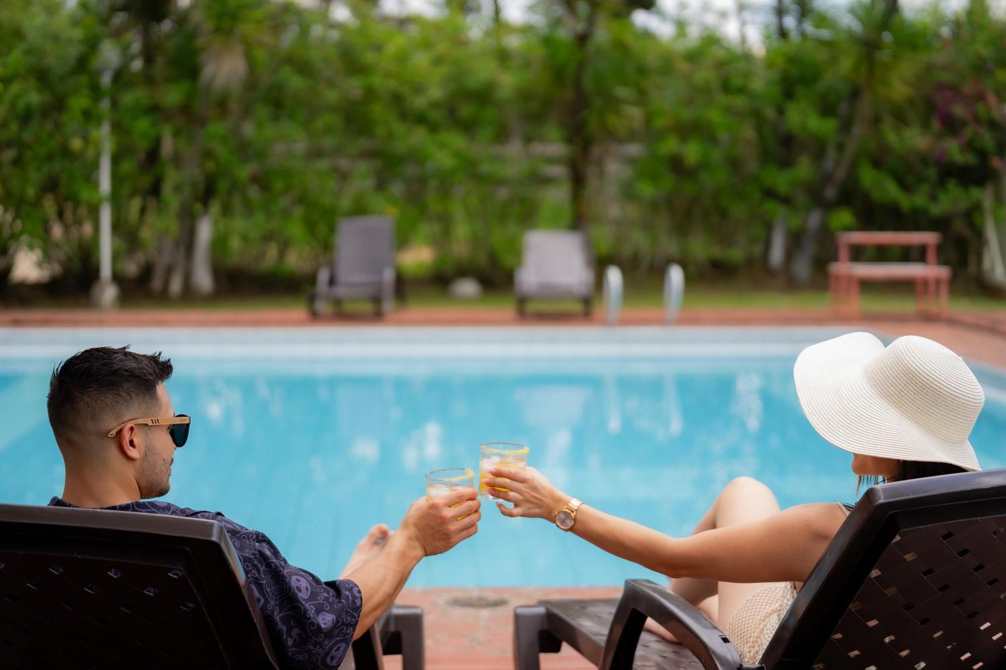 Hotel Campestre Alto Lindo En Guatape Exterior photo